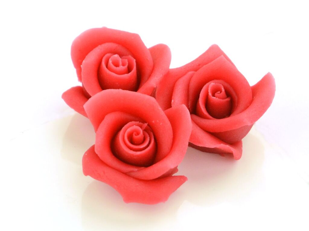 CM Basics Marzipan-Rosen mittel rot 36 Stück