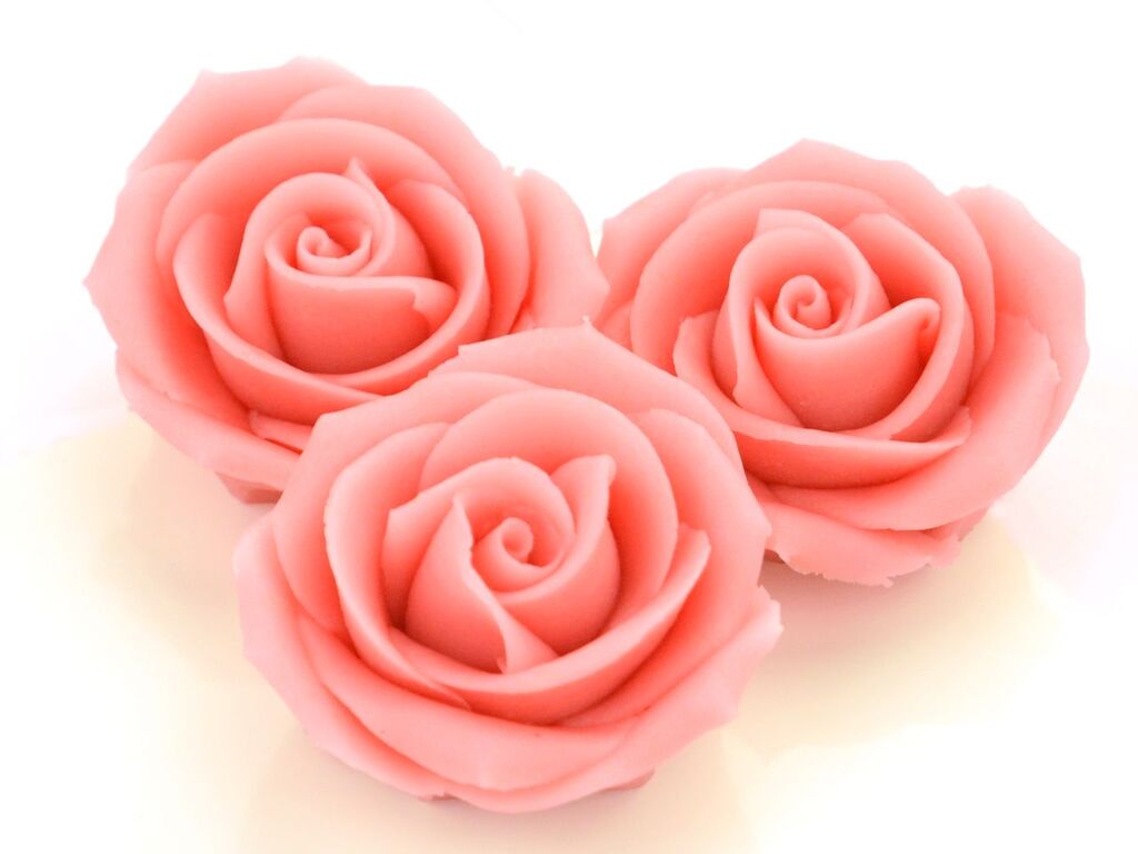 CM Basics Marzipan-Rosen groß rosa 16 Stück