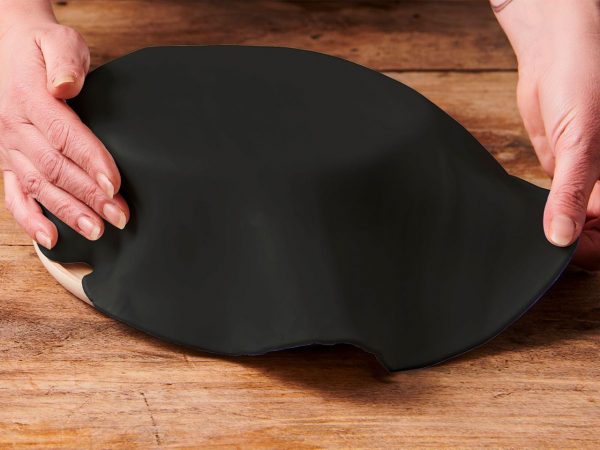 FunCakes Ausgerollte Rollfondant-Decke raven black, 430g – Bild 3