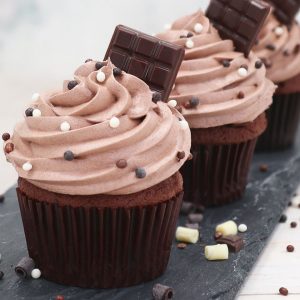 Cake Masters Fluffy Icing Cream Choco, 900g