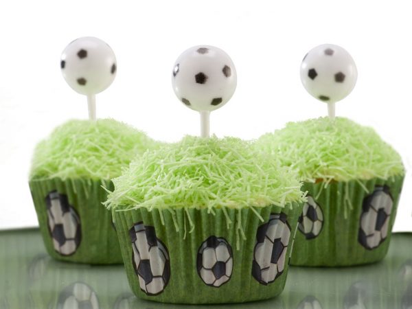 Dekora Football Backförmchen, 25 Stück – Bild 3