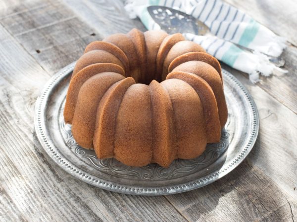 Nordic Ware Anniversary Bundt Pan - 12 Cup – Bild 4