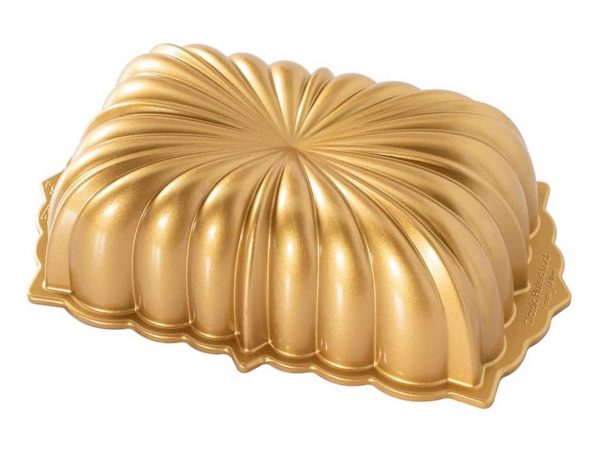 Nordic Ware Classic Fluted Loaf Pan – Bild 2