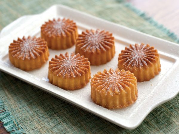 Nordic Ware Ruffled Medallion Dessert Mold – Bild 3