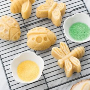 Nordic Ware Backyard Bugs Pan