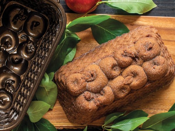Nordic Ware Backform Apple Basket Loaf – Bild 3