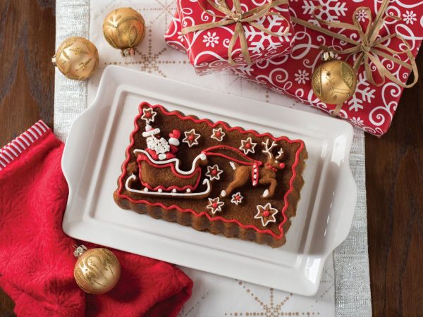 Nordic Ware Santa's Sleigh Loaf Pan