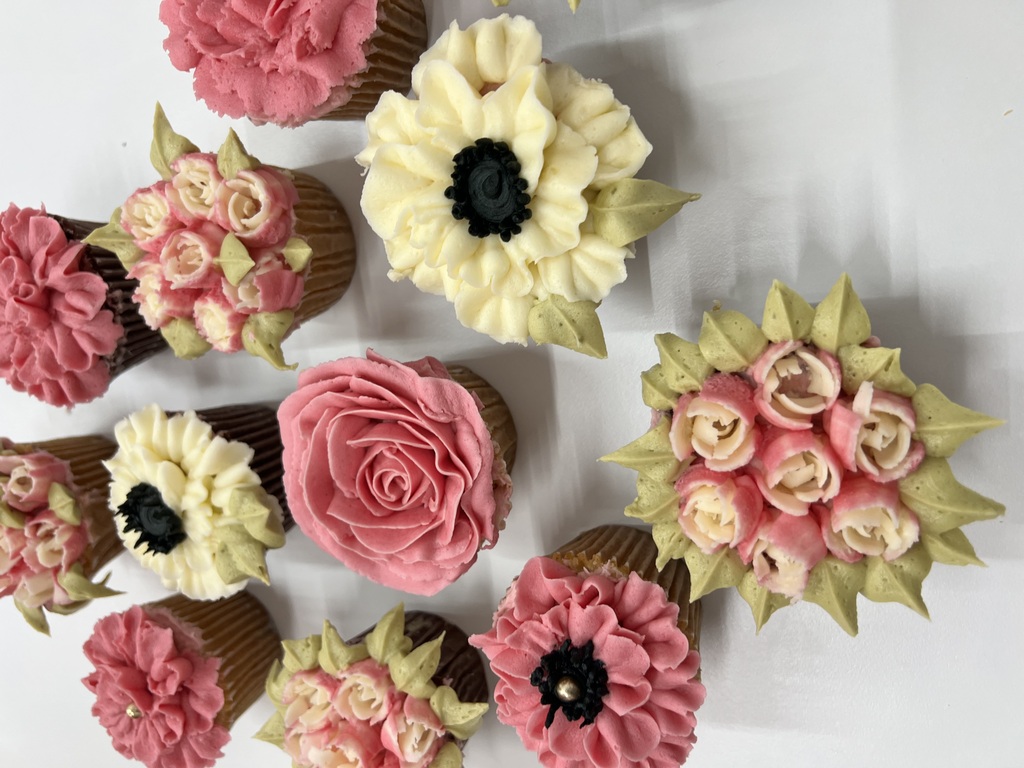 Backerlebnis: Easy Flowers – Blumen auf Cupcakes spritzen - 16.05.2026