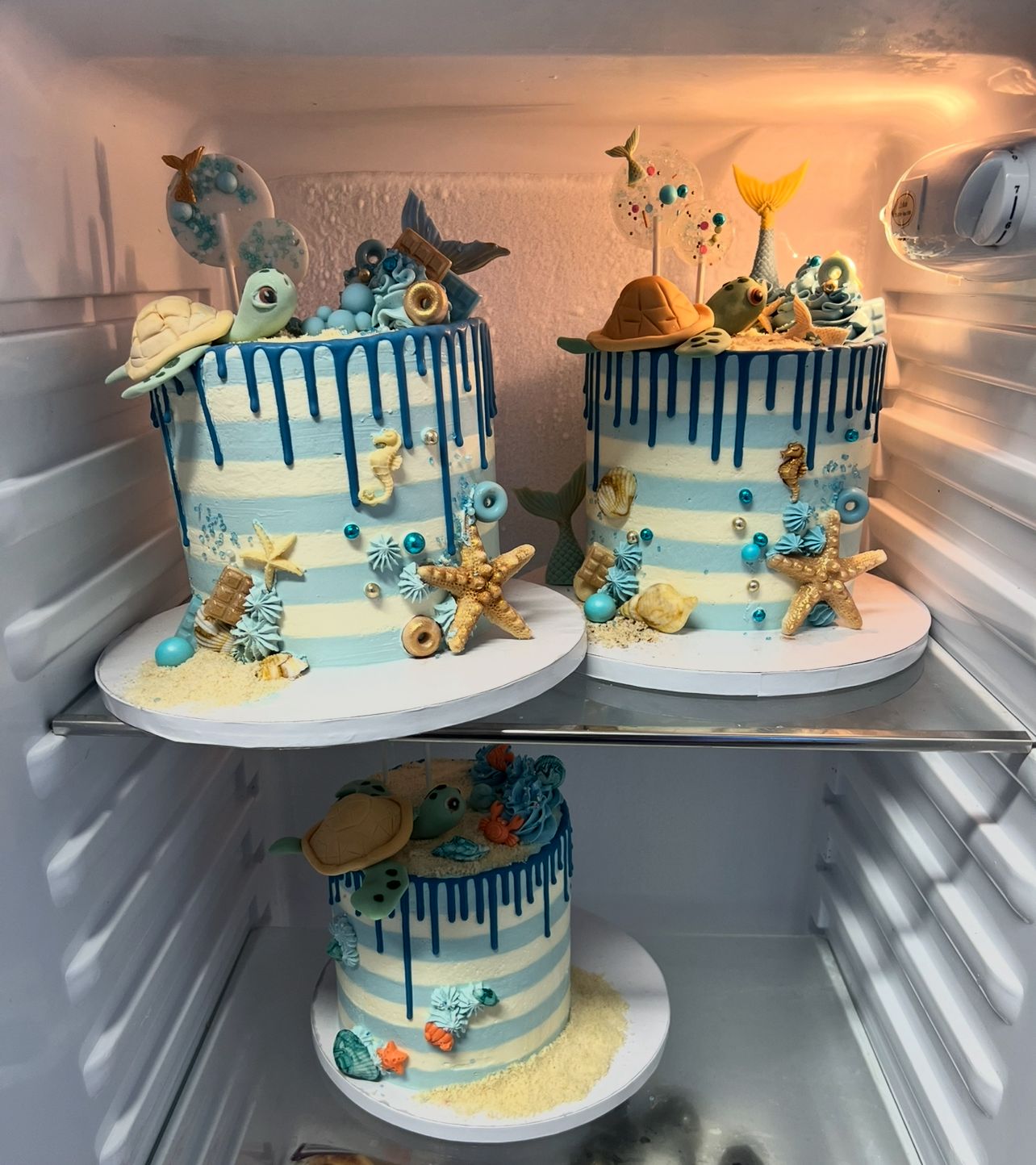 Twinkling Bakerys Buttercreme streifen Drip cake "Happe Easter" - 04.04.2026 – Bild 5